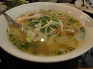 Rice noodle soup with chicken