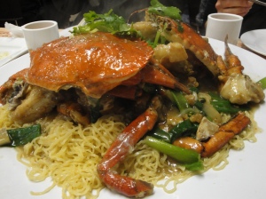 Crab with egg noodles